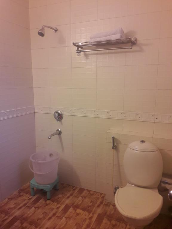 Hotel Smart Inn 2 Нью-Дели Экстерьер фото